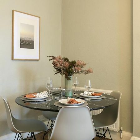 Chic 1 Bedroom Apartment In Bloomsbury, Sleeps 4 Лондон Экстерьер фото